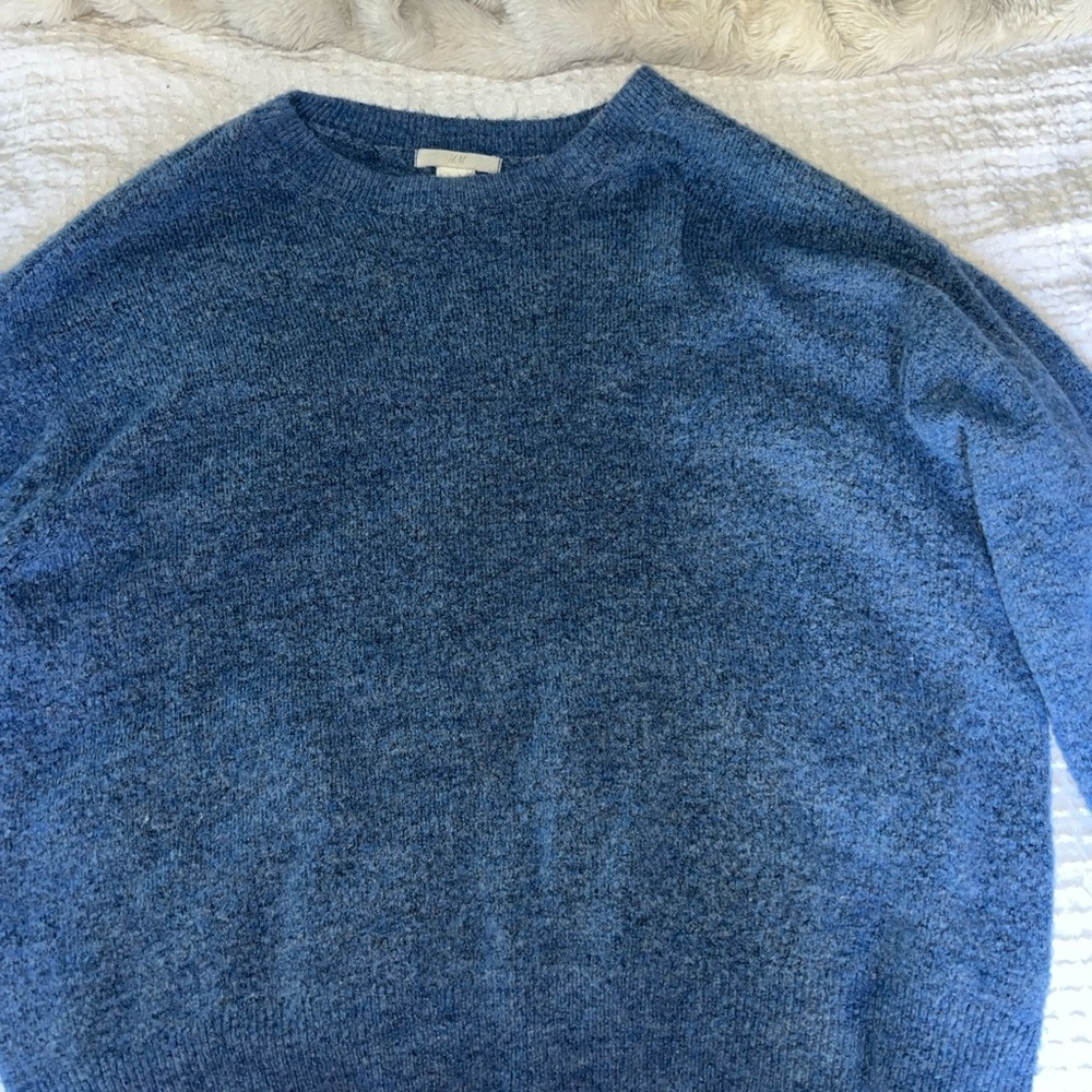Women’s Blue Sweater
